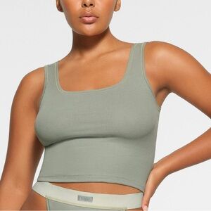 SKIMS Ribbed Cropped Tank Mineral Green Ribbed Tank Top Women’s Small